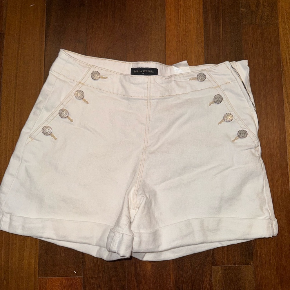 Banana republic shorts